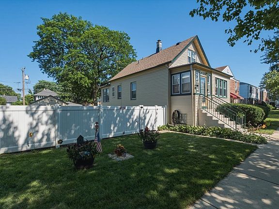 2nd image of 4017 Oak Ave