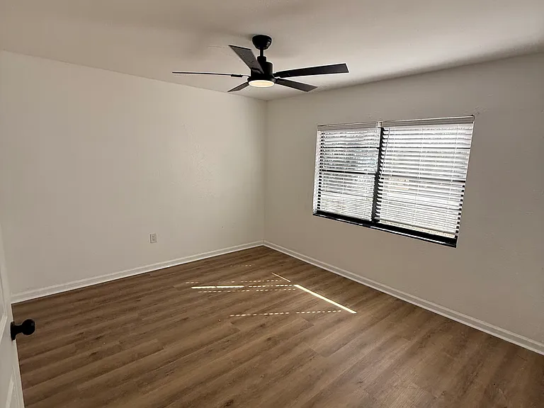 1000 Sumter St #1002 — Photo 9