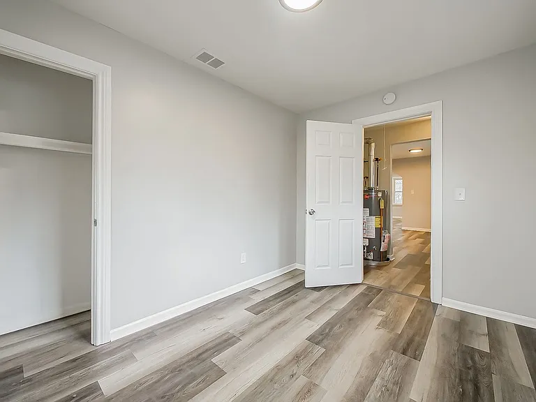 23352 Powell Ave — Photo 15