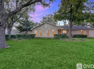 4703 Jason St, Houston, TX 77096