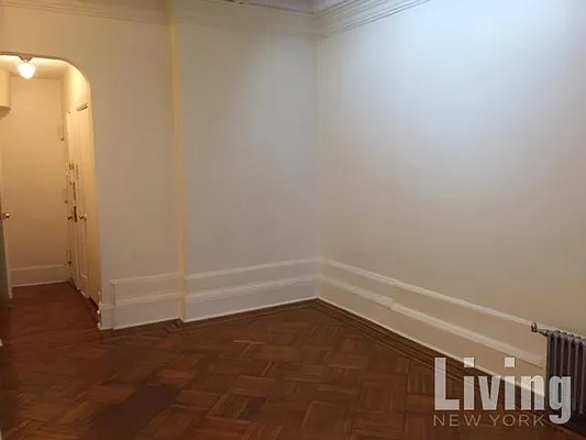 Rented by Living New York | media 32