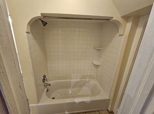 218 Floyd St, Savannah, GA 31401