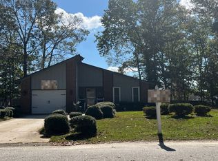 6952 Callahan Cir, Fayetteville, NC 28314
