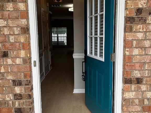 3rd image of 777 King George Blvd Unit 50