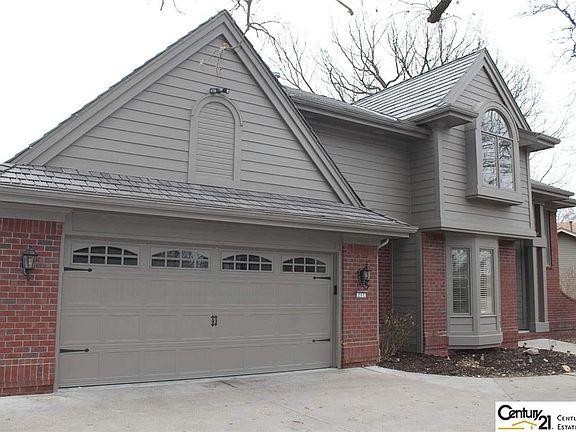 2nd image of 217 Bellevue Blvd S
