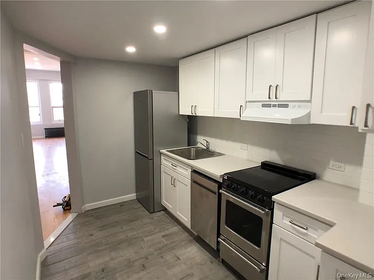 168-170 Myrtle Blvd #B — Photo 7