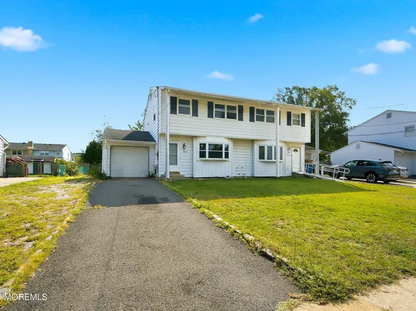 816 Union Avenue, Lakehurst, NJ 08733