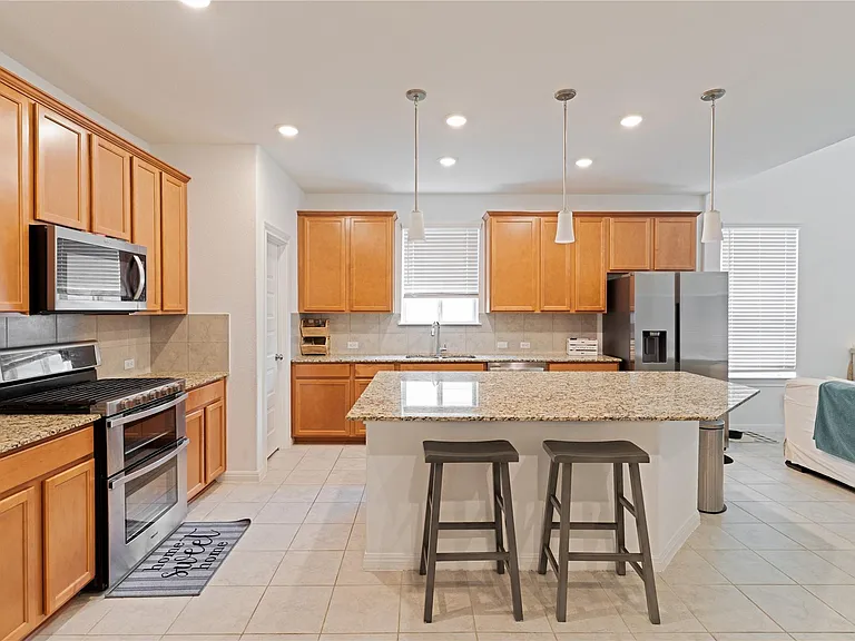 237 Sand Lily Ln — Photo 5