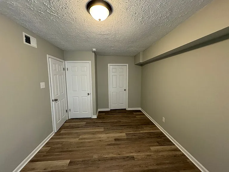 209 Lakeshore Dr — Photo 38