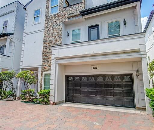 2nd image of 1519 Rosewood St