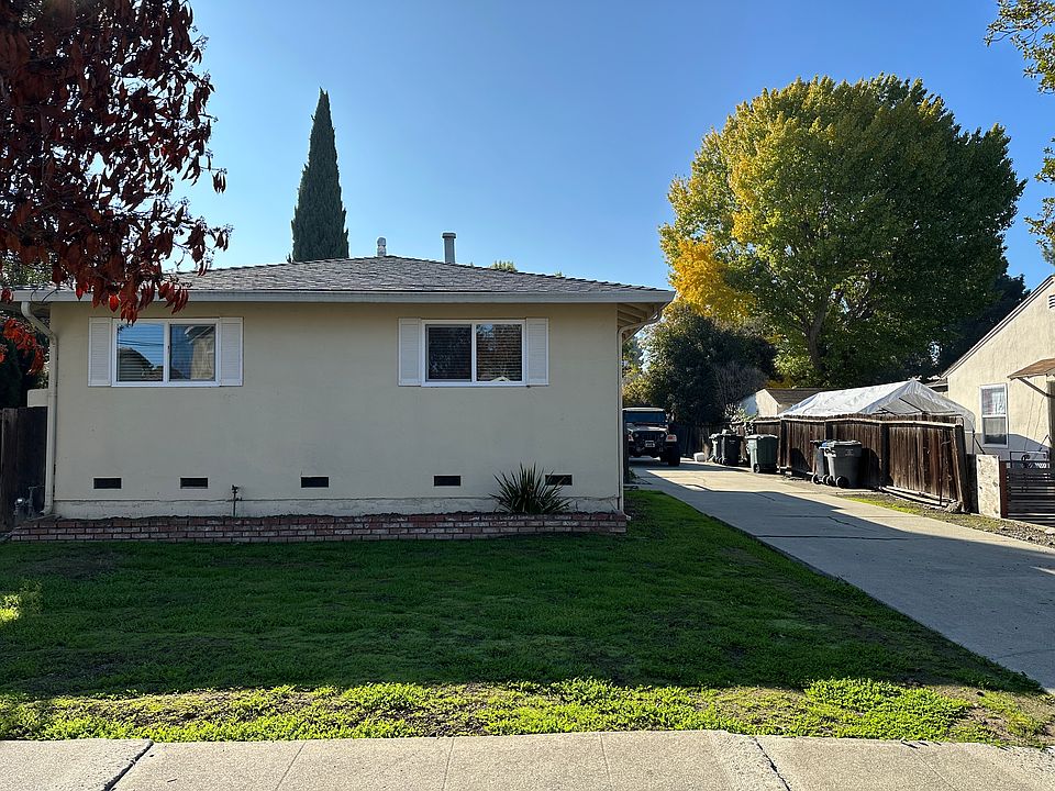 1st image of 356 Beemer Ave #356