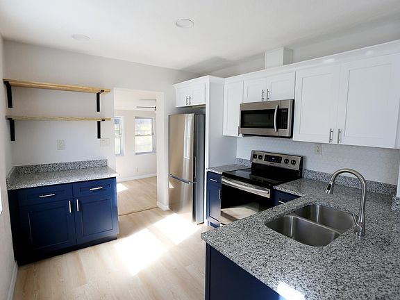 2nd image of 853 86th Ave N