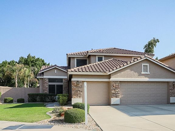 2nd image of 25819 N 67th Ln
