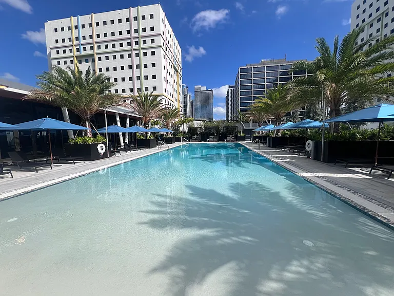 1100 N Miami Ave #C — Photo 15