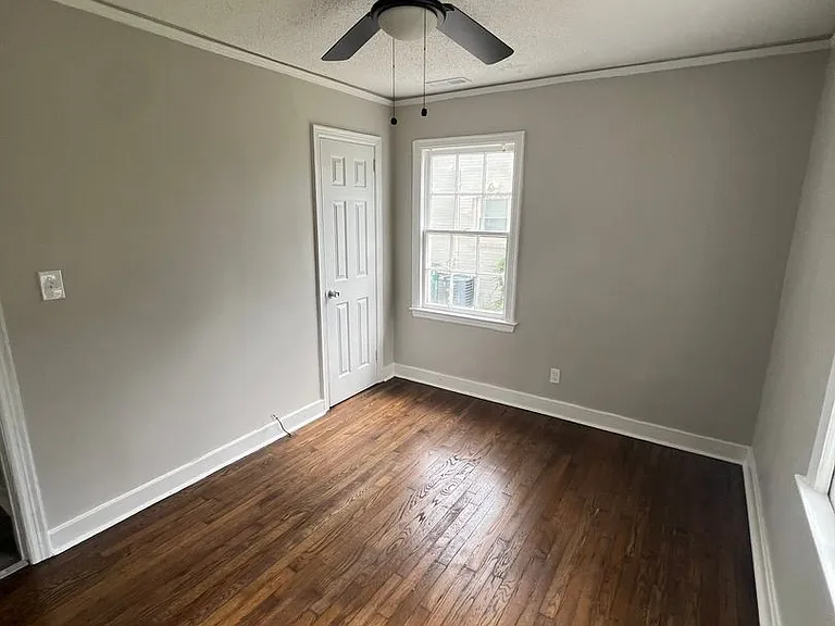 2325 Bancroft St — Photo 14