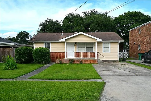 605 Faun St — Photo 1