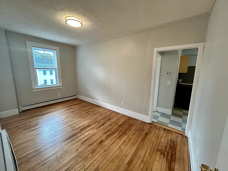 409 Main St #105 — Photo 17