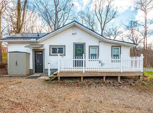 3483 S Bender Ave, Akron, OH 44319
