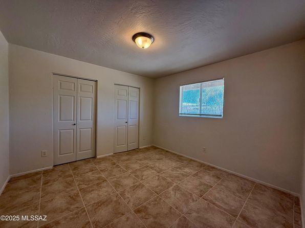 tucson-arizona-239050561 picture