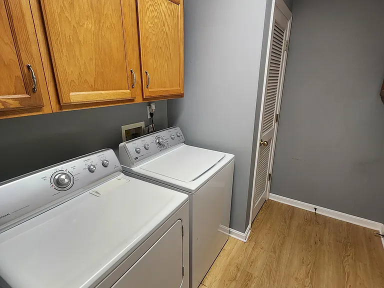 10828 Glenway Pl — Photo 16