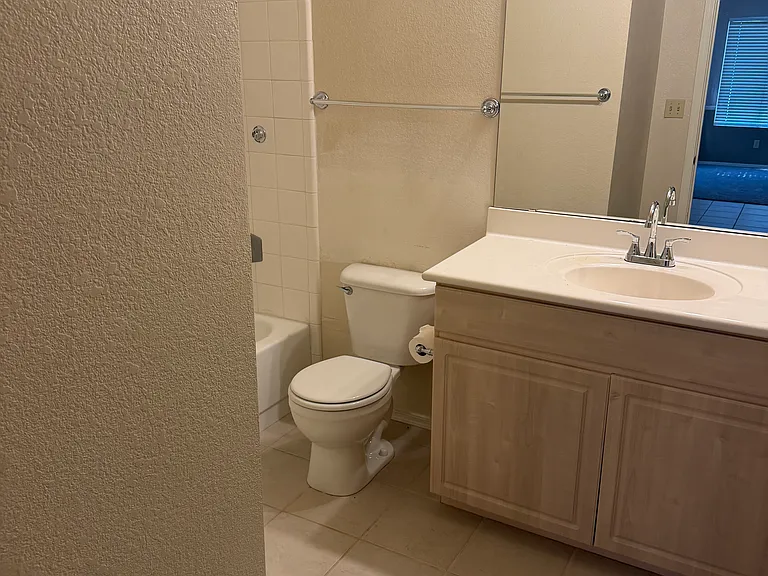 9600 N 96th St #223 — Photo 10