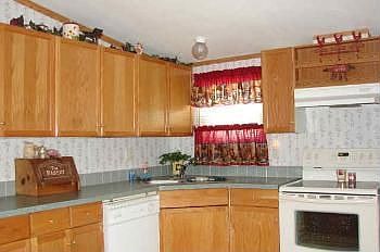 4th image of 3324 Lakeshore Pl