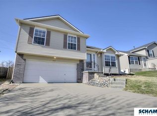 16741 Patrick Ave, Omaha, NE 68116