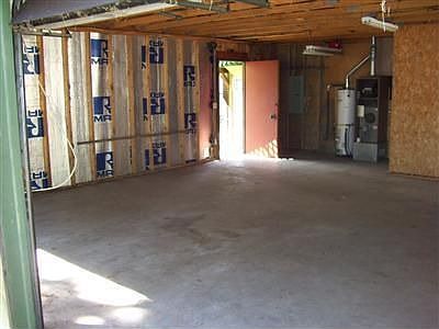 5th image of 9201 Almond Ct SE