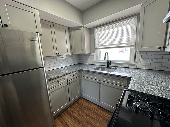 5th image of 802 W Oak Ln #802B