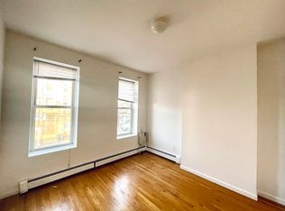 476 Onderdonk Ave #3R, Ridgewood, NY 11385