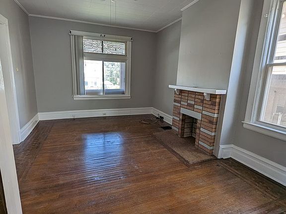 4th image of 66 N Sprague Ave #1