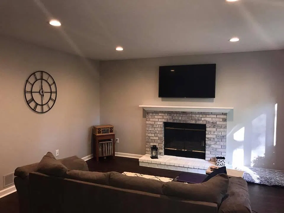 2 bed, 1.5 bath, 1280 sqft, $2,000 — Photo 3