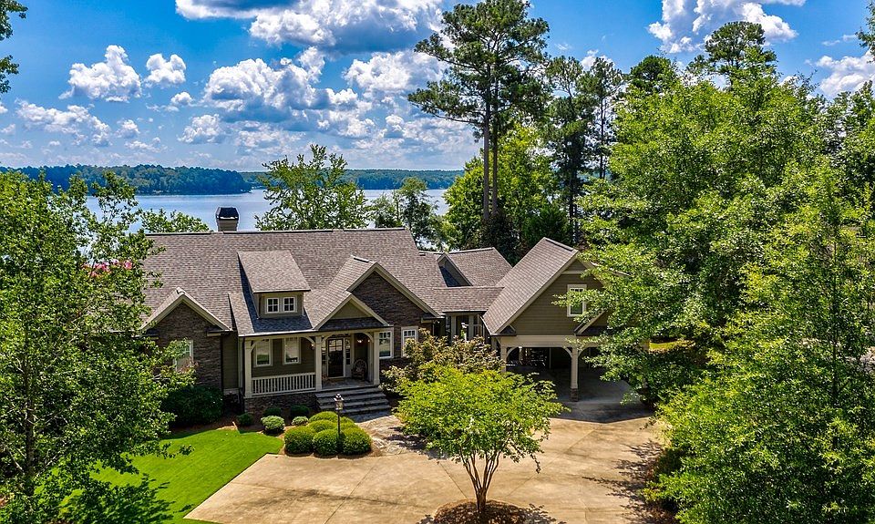 1st image of 216 Waters Edge Dr