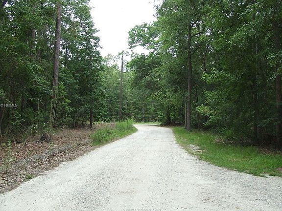 2nd image of 31 Walnut Hill Dr