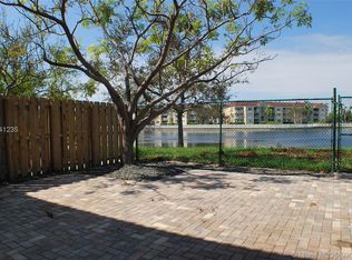 8579 SW 214th Ter, Cutler Bay, FL 33189