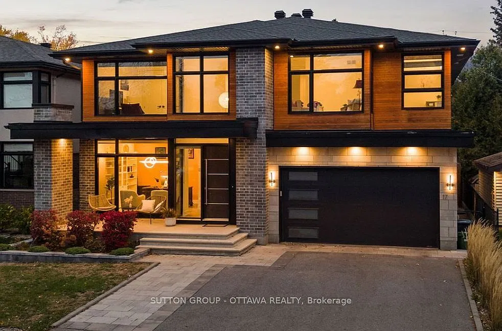4 bed, $3,200 — Photo 1