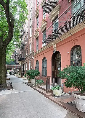 Rented by Compass | media 14