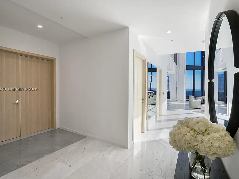 1000 Brickell Plz #UPH6202 — Photo 39