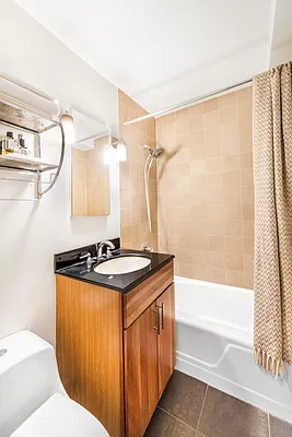 Sold by Triplemint | media 8