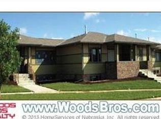 6900 NW 7th St, Lincoln, NE 68521