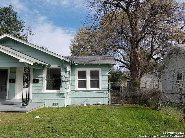 1st image of 2719 W Cesar E Chavez Blvd APT 3