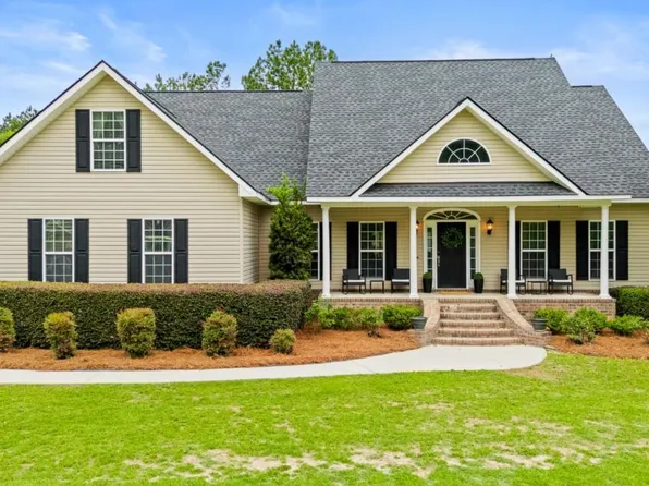 9027 Oakfield Dr, Statesboro, GA 30461