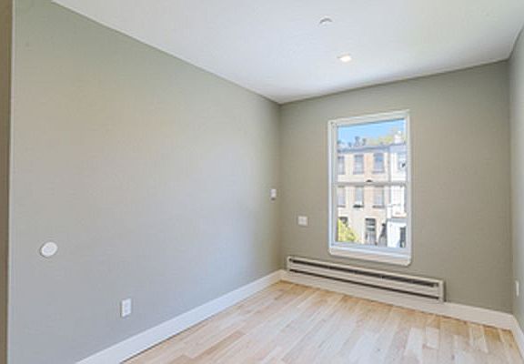 5th image of 217 Macon St #3A