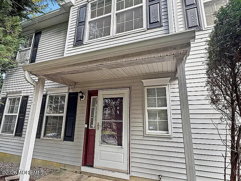 577 Windflower Ct — Photo 2
