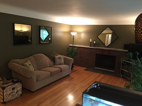 3rd image of 28140 Kendallwood Dr