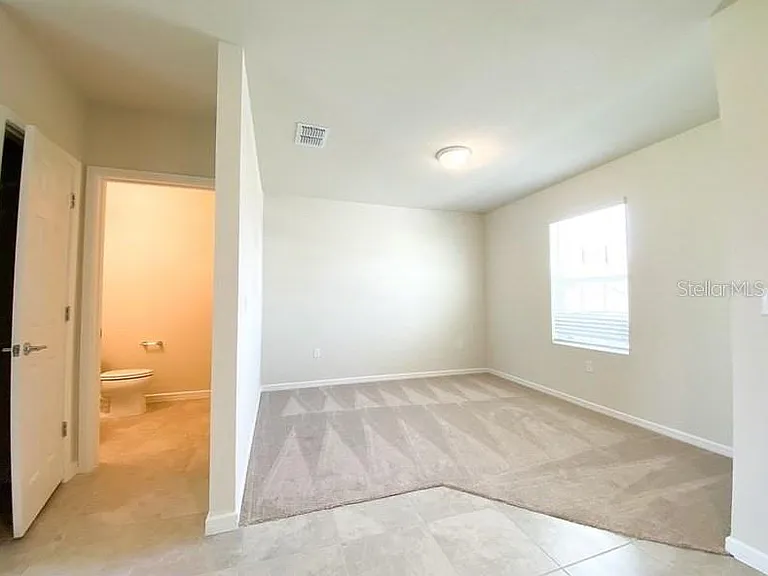 1579 Aspen Ave — Photo 3