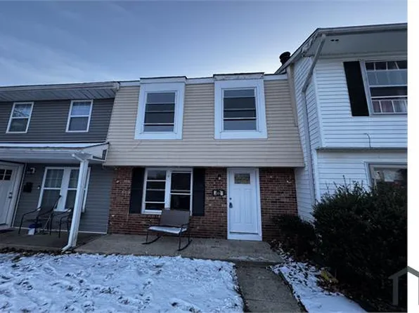 32 Maureen Ct, Sicklerville, NJ 08081