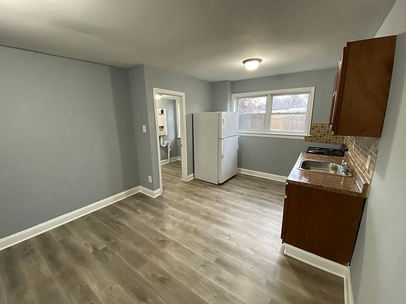 5th image of 6023 N Norwood St