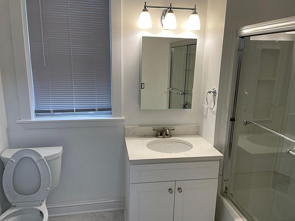 4th image of 23 1st St #1