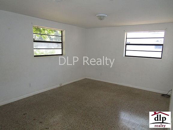 5th image of 1254 Essex Rd